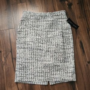 Albert Nipon Tweed Pencil Skirt Size 4